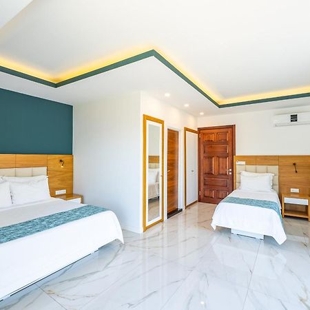 Blanca Beach Hotel 카스 외부 사진