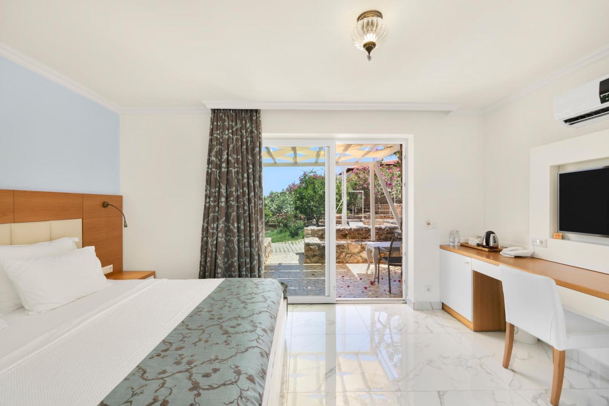 Blanca Beach Hotel 카스 외부 사진