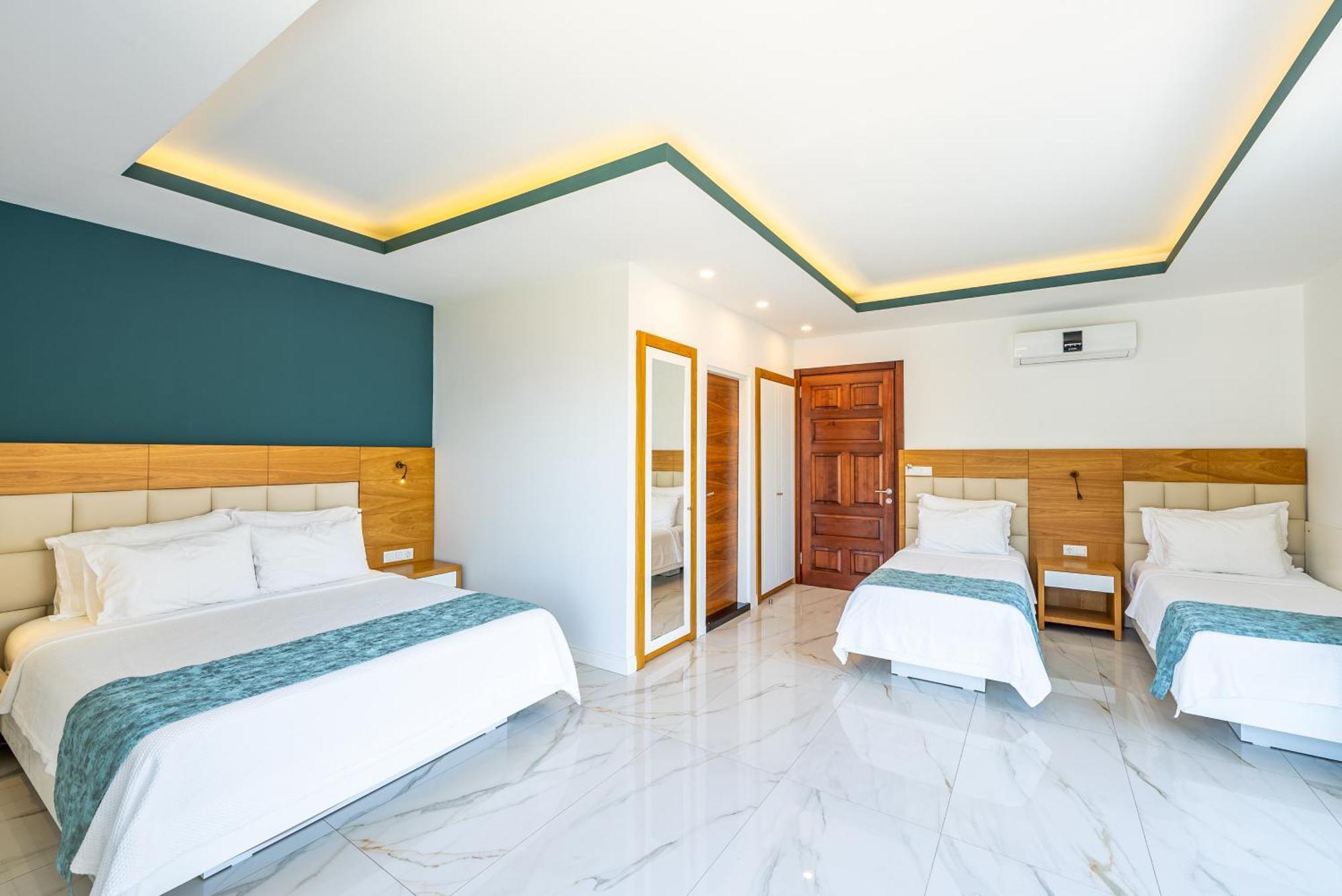 Blanca Beach Hotel 카스 외부 사진
