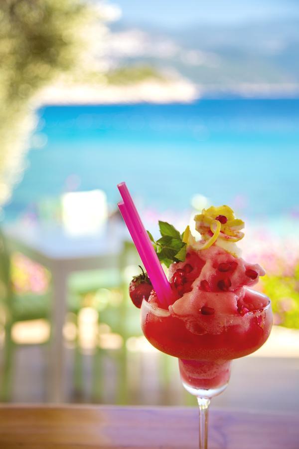 Blanca Beach Hotel 카스 외부 사진