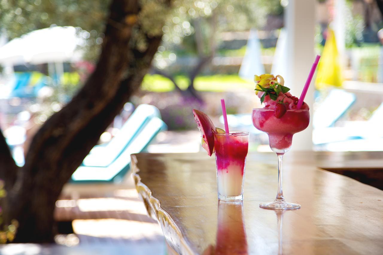 Blanca Beach Hotel 카스 외부 사진